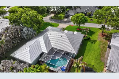 671 SE Pin Oak Terrace, Stuart, FL 34997 - Photo 19