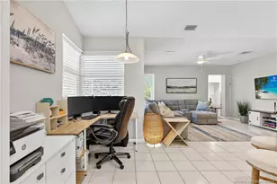 671 SE Pin Oak Terrace, Stuart, FL 34997 - Photo 17