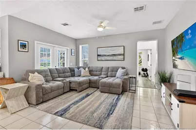 671 SE Pin Oak Terrace, Stuart, FL 34997 - Photo 21