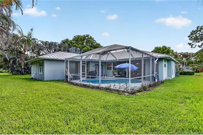 671 SE Pin Oak Terrace, Stuart, FL 34997 - Photo 49