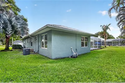 671 SE Pin Oak Terrace, Stuart, FL 34997 - Photo 51