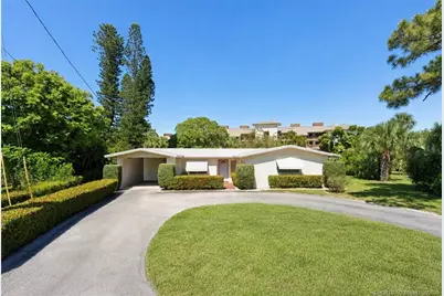 391 SE Edgewood Drive, Stuart, FL 34996 - Photo 1
