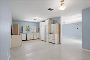 391 SE Edgewood Dr, Stuart, FL 34996 - Photo 13