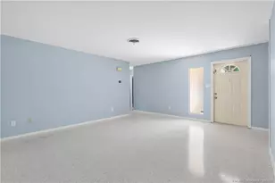 391 SE Edgewood Dr, Stuart, FL 34996 - Photo 7