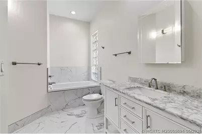 8521 SE Palm Hammock Lane, Hobe Sound, FL 33455 - Photo 37