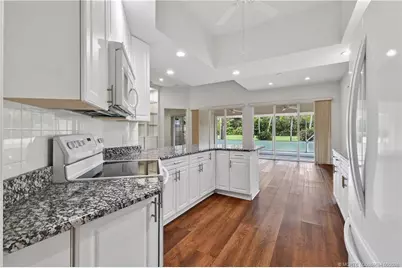 8521 SE Palm Hammock Lane, Hobe Sound, FL 33455 - Photo 15