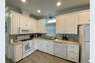 142 NE Coastal Drive, Jensen Beach, FL 34957 - Photo 5