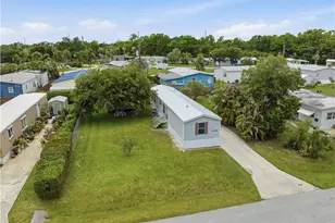 4646 SE Circle Way, Stuart, FL 34997 - Photo 17