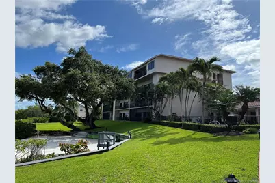 624 SW Saint Lucie Crescent #304, Stuart, FL 34994 - Photo 21