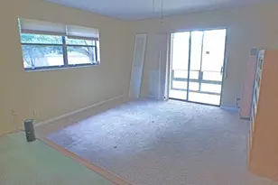 121 SW South River Dr, Stuart, FL 34997 - Photo 9