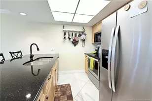 40 NE Plantation Rd, Stuart, FL 34996 - Photo 11