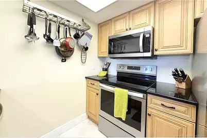 40 NE Plantation Road #304, Stuart, FL 34996 - Photo 9