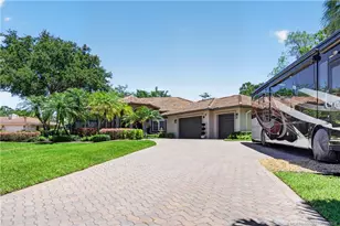 5884 NW 79th Way, Pompano Beach, FL 33067 - Photo 5