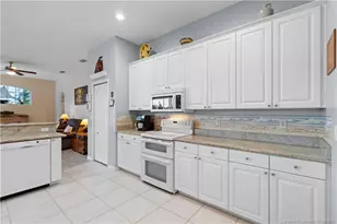 2631 NW Windemere Dr, Jensen Beach, FL 34957 - Photo 21