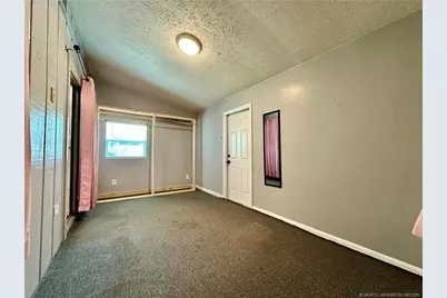 1725 NE Darlich Avenue, Jensen Beach, FL 34957 - Photo 17