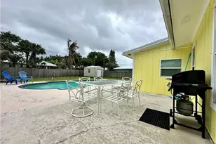 1725 NE Darlich Ave, Jensen Beach, FL 34957 - Photo 3