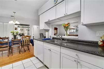 3937 NW Cinnamon Tree Circle, Jensen Beach, FL 34957 - Photo 9
