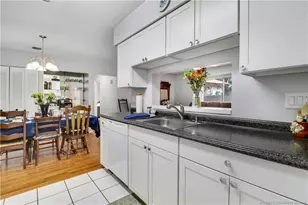 3937 NW Cinnamon Tree Cir, Jensen Beach, FL 34957 - Photo 9
