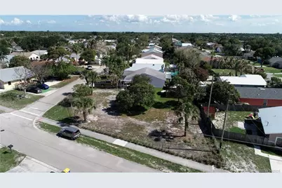 5152 SE Primrose Way, Stuart, FL 34997 - Photo 11