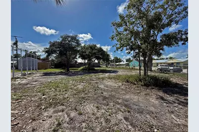 5152 SE Primrose Way, Stuart, FL 34997 - Photo 9