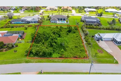 2012 SE Giffen Avenue, Port Saint Lucie, FL 34952 - Photo 3