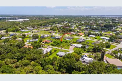 2012 SE Giffen Avenue, Port Saint Lucie, FL 34952 - Photo 5