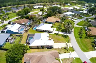 3415 SE Hart Cir, Port Saint Lucie, FL 34984 - Photo 11