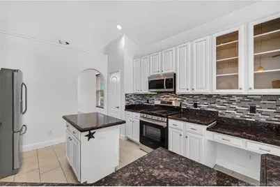 3070 SW Captiva Court, Palm City, FL 34990 - Photo 11