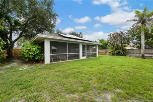 1094 NW 14 Th St, Stuart, FL 34994 - Photo 27
