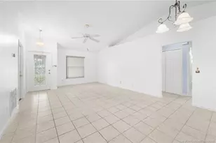 1094 NW 14 Th St, Stuart, FL 34994 - Photo 9