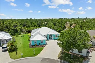 512 NW Sunflower Pl, Jensen Beach, FL 34957 - Photo 1