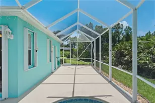 512 NW Sunflower Pl, Jensen Beach, FL 34957 - Photo 31