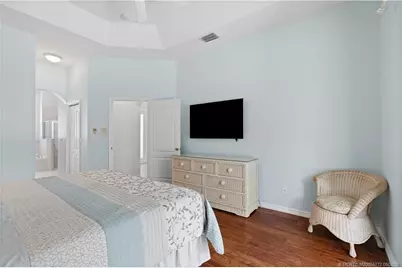 512 NW Sunflower Place, Jensen Beach, FL 34957 - Photo 17