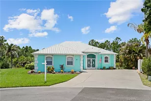512 NW Sunflower Pl, Jensen Beach, FL 34957 - Photo 35