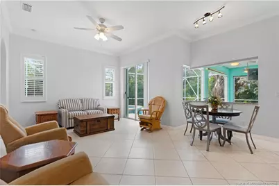 512 NW Sunflower Place, Jensen Beach, FL 34957 - Photo 15