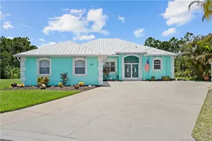 512 NW Sunflower Pl, Jensen Beach, FL 34957 - Photo 1