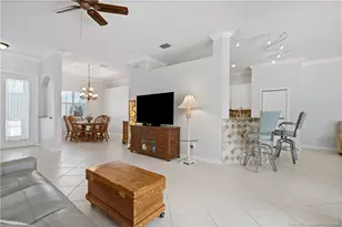 512 NW Sunflower Pl, Jensen Beach, FL 34957 - Photo 7