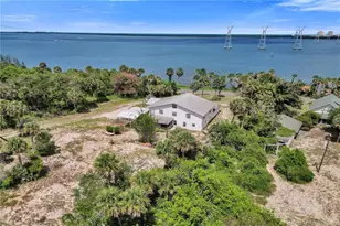 7801 S Indian River Dr, Fort Pierce, FL 34982 - Photo 3