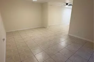 333 SE Martin Ave, Stuart, FL 34996 - Photo 3