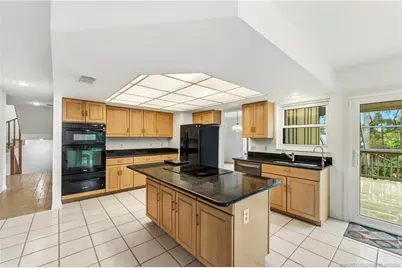 940 NE Stokes Terrace, Jensen Beach, FL 34957 - Photo 9