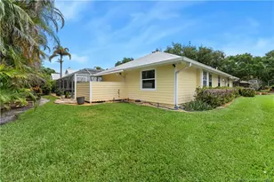 972 SW Hunt Club Cir, Palm City, FL 34990 - Photo 25