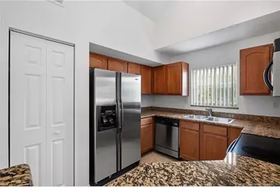 1575 SE Pomeroy Street #8-5, Stuart, FL 34997 - Photo 7