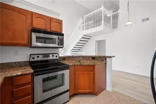 1575 SE Pomeroy St, Stuart, FL 34997 - Photo 9