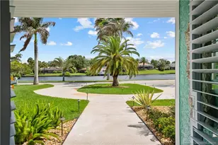 2666 SE Erickson Dr, Port Saint Lucie, FL 34984 - Photo 5