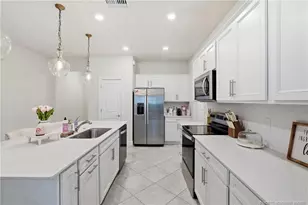 1871 SE Tarni Way, Stuart, FL 34996 - Photo 9