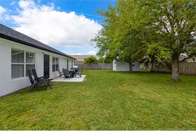 1225 SW Hunnicut Avenue SW, Port Saint Lucie, FL 34953 - Photo 39