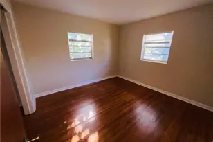1701 Sunrise Blvd, Fort Pierce, FL 34950 - Photo 9