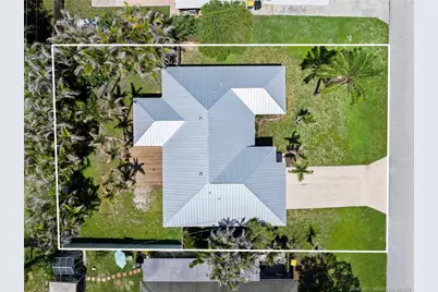 984 NW 16th Place, Stuart, FL 34994 - Photo 5