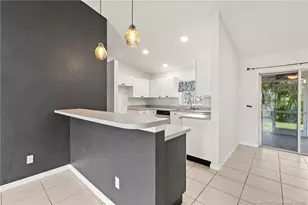 984 NW 16th Pl, Stuart, FL 34994 - Photo 13