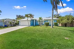 984 NW 16th Pl, Stuart, FL 34994 - Photo 1